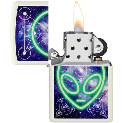 Zippo Lighter: Glowing Alien Design Glow-in-the-Dark | 46288