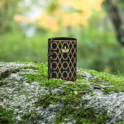 Zippo Lighter: Queen Of Bud Honeycomb Black Finish | 46684
